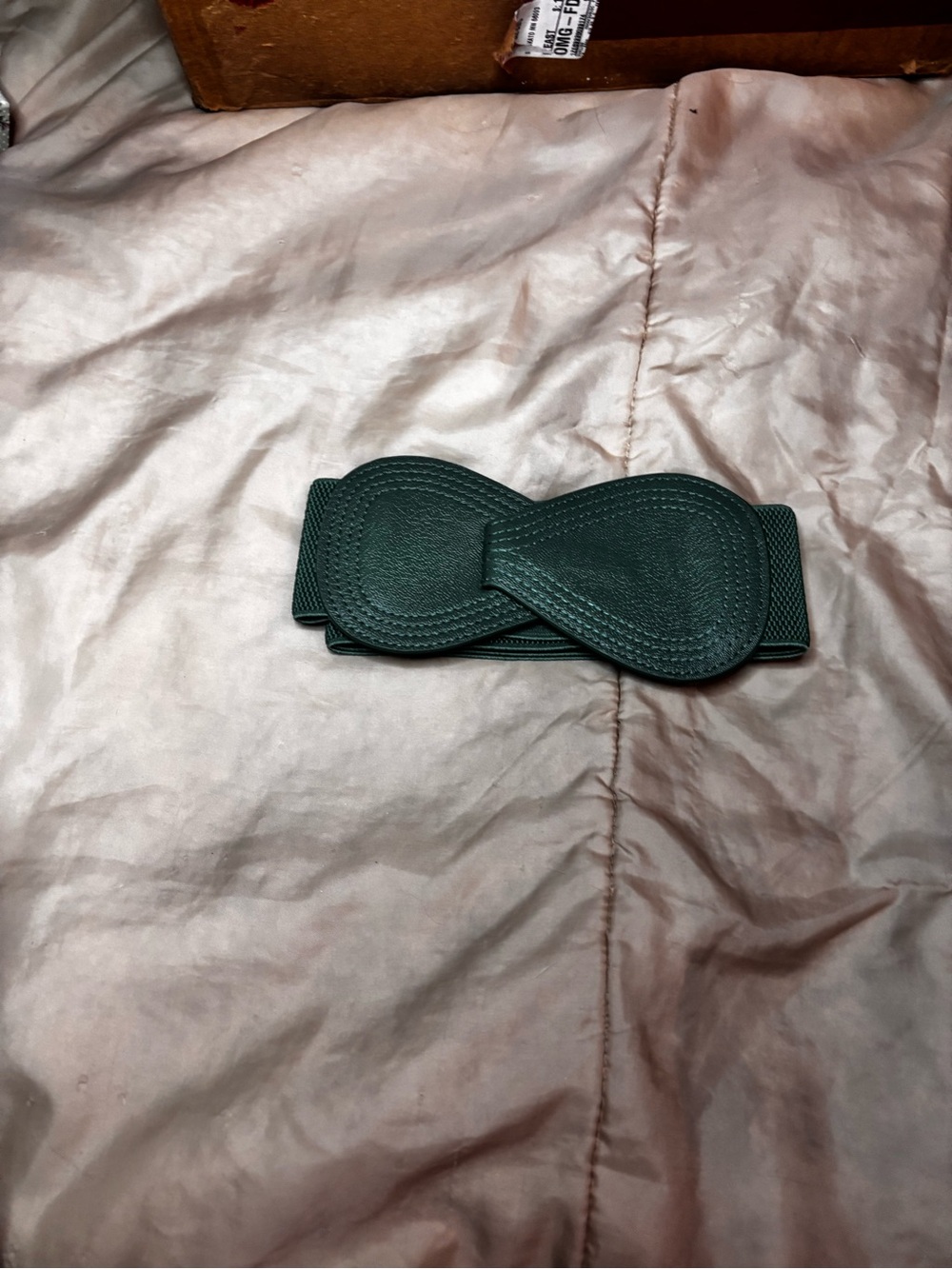 Women’s Green Waist Cinching Stretch Belt For Waist Sizes 38-60